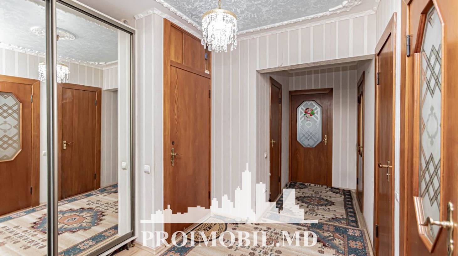https://images.proimobil.md/6FTKSIZQslP8CByzidIg9ta5kxQnNv0sf79UnsCT63I/watermark:0.75:so:0:30:0.39/resize:fill:1460:816:1/gravity:ce/bG9jYWw6Ly8vZXN0YXRlL2xyLzg4ZWE3YmJlLTI4ZjYtNDdkYS05NjEyLWIwZjcwMTZiMjc0NS5qcGVn