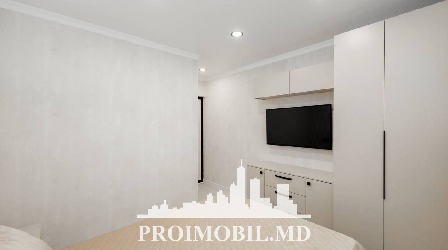 https://images.proimobil.md/6HlBDTJfxDd2S7qotwAn0ywvib_xXjf07io1bLENxGA/watermark:0.75:so:0:30:0.39/resize:fill:1460:816:1/gravity:ce/bG9jYWw6Ly8vZXN0YXRlL2xyLzEzNTg3MmE5LTZiZmEtNDExZS1hOTBjLTMyMTIyY2Q3NTAzMy5qcGVn
