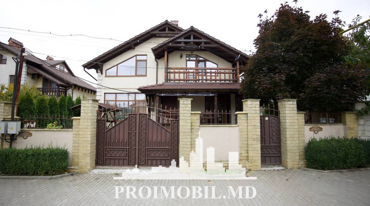 https://images.proimobil.md/6Jpvxlmd6xdSbNWyBYg8QcA9QYz5O7zDMeVkcUdsw9o/watermark:0.75:so:0:30:0.39/resize:fill:1460:816:1/gravity:ce/bG9jYWw6Ly8vZXN0YXRlL2xyL2M0MDFhM2NiLTU4YmEtNDAyNi1iNzQwLTQzODY3MWNhMjFmYy5qcGVn