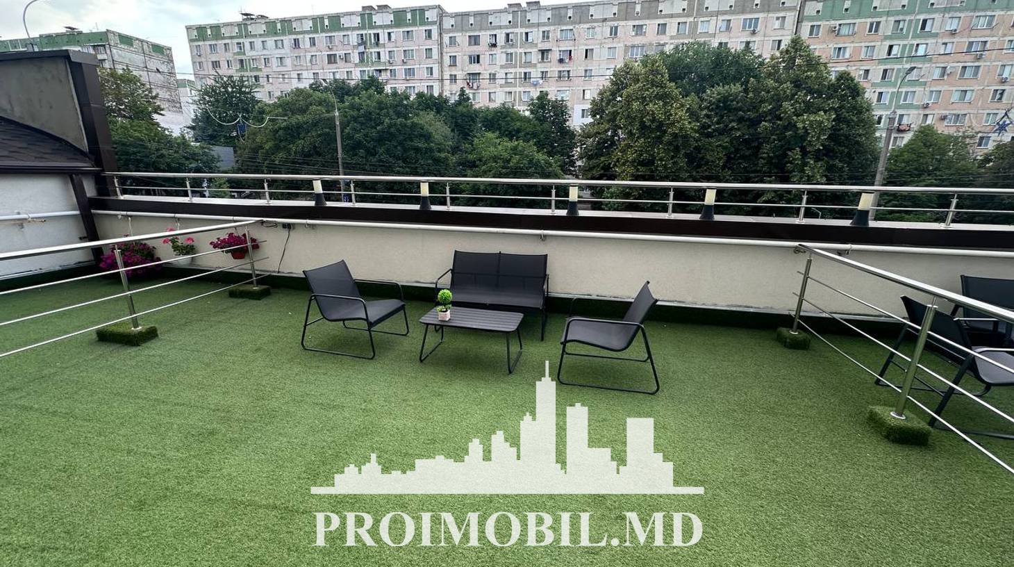 https://images.proimobil.md/6MZzElfVf-HTTQh1eilbZsT3AehhmAnMDX31qp8CPOI/watermark:0.75:so:0:30:0.39/resize:fill:1460:816:1/gravity:ce/bG9jYWw6Ly8vZXN0YXRlL2xyL2EzMDUzMjI2LTgwODAtNGIwNy1hNjIyLWIyNDhiYjM3NjBlNC5qcGVn