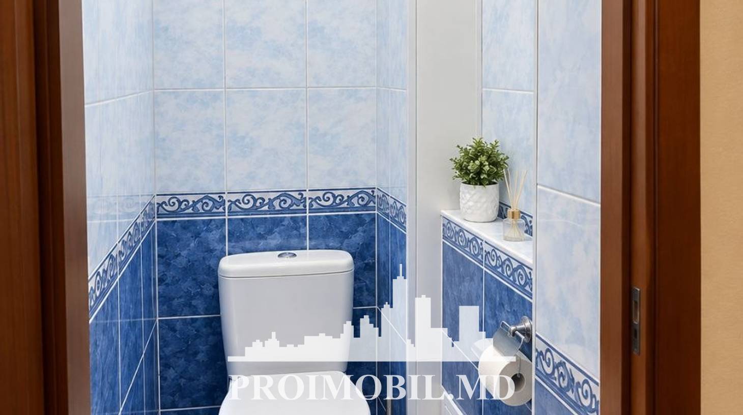 https://images.proimobil.md/6PG7dRhmArsq6Nc8IYvKiub8TByyIKFHt_k0W33hccE/watermark:0.75:so:0:30:0.39/resize:fill:1460:816:1/gravity:ce/bG9jYWw6Ly8vZXN0YXRlL2xyLzc5YmNiOTlkLTFhMWEtNGMwYi05ZTU4LWY1Y2U5MDdlYTRkYi5qcGVn