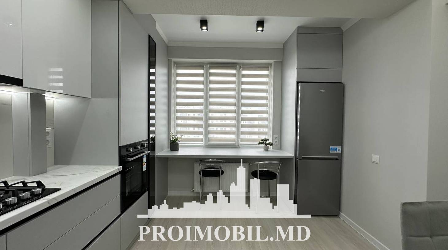 https://images.proimobil.md/6RR9tM-nd1qjypcO2h8Os9fN2K5yZ4vsJOP_tAaVCXM/watermark:0.75:so:0:30:0.39/resize:fill:1460:816:1/gravity:ce/bG9jYWw6Ly8vZXN0YXRlL2xyLzZmNWViYWJmLTRmOGYtNDBjZi1iNjU0LWVkYjIxZGRlNGMzZS5qcGVn