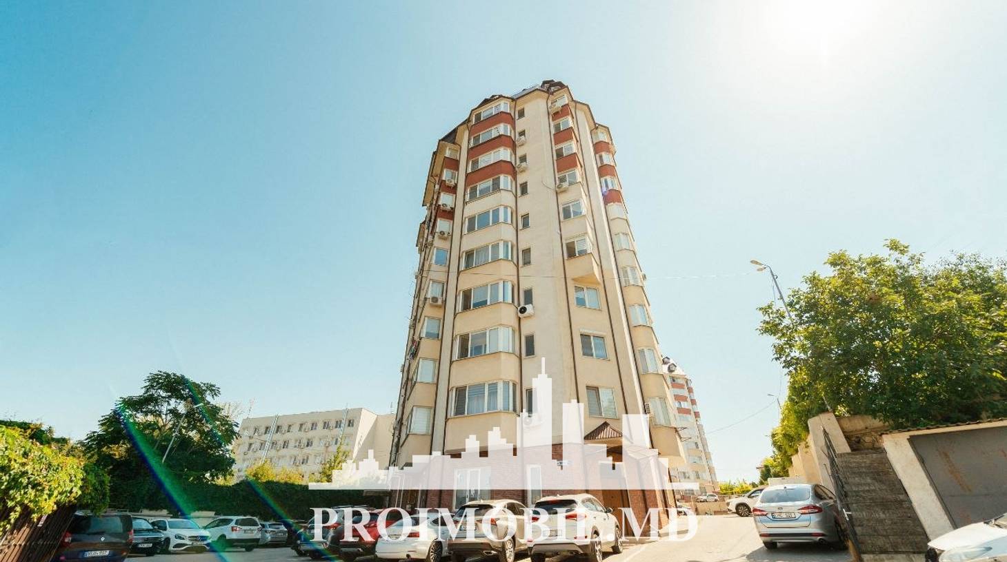 https://images.proimobil.md/6X1-y5no7Jf2nqhJvEscpMMruKzowpREwHzvVdVHaz8/watermark:0.75:so:0:30:0.39/resize:fill:1460:816:1/gravity:ce/bG9jYWw6Ly8vZXN0YXRlL2xyLzAxYjVmY2NmLWQ3YjQtNDI5Mi1iNDFlLTlmNmFmNDAyMGM2YS5qcGVn