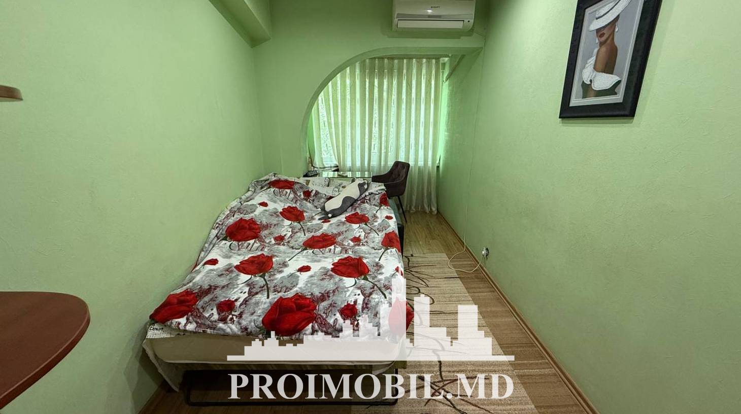 https://images.proimobil.md/6h1SrSbiBALsSlHsL0Ihz1cG86PMzh9VjtYfR-FK5i4/watermark:0.75:so:0:30:0.39/resize:fill:1460:816:1/gravity:ce/bG9jYWw6Ly8vZXN0YXRlL2xyLzJjMDZjNzgyLTYwM2UtNGI2MS04OGZmLTVhZGM3MGQ2NGQzOS5qcGVn