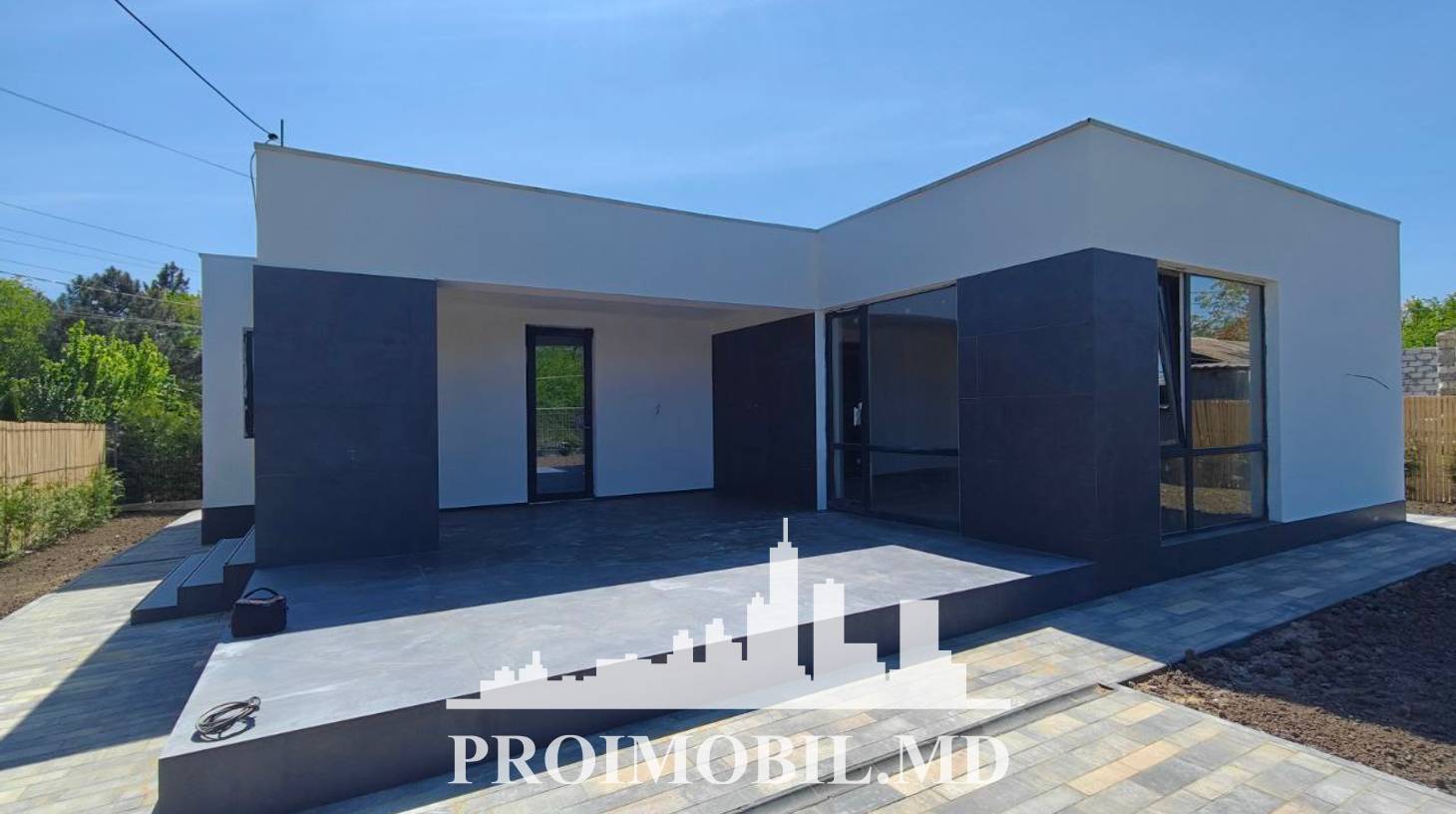 https://images.proimobil.md/6nuOinhJpzwfrZPb4pnX7JRARX7CXv3TlpMh45Dgdk8/watermark:0.75:so:0:30:0.39/resize:fill:1460:816:1/gravity:ce/bG9jYWw6Ly8vZXN0YXRlL2xyLzVmZGRjOWJmLWEzYzQtNDBhYy05ZjAwLWQ1N2M5ZTAxOGFlZS5qcGVn