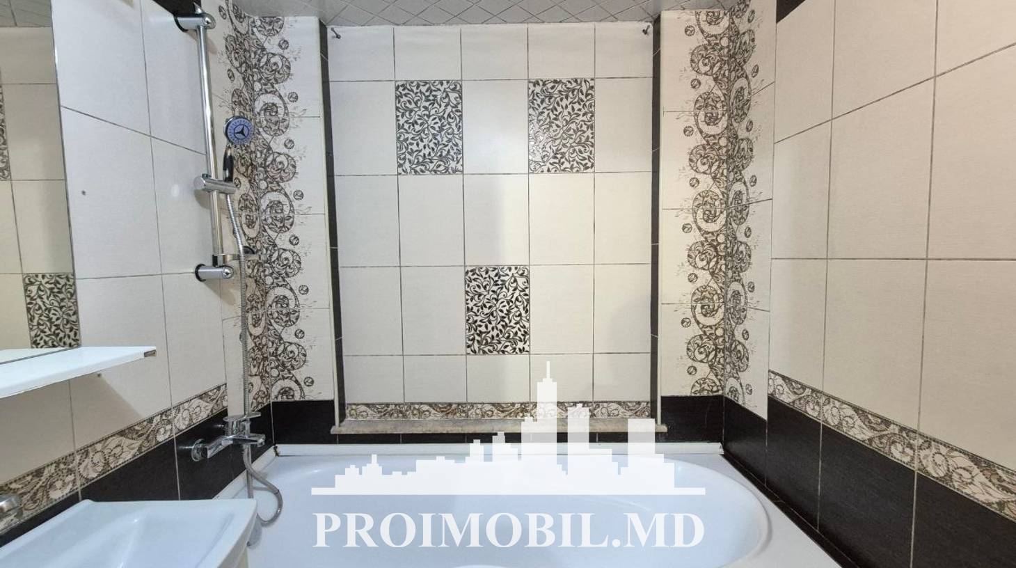 https://images.proimobil.md/6oV_ZRBYoAcOL8uDeB60c7uF9uem9UlS2ThgYRgFW5M/watermark:0.75:so:0:30:0.39/resize:fill:1460:816:1/gravity:ce/bG9jYWw6Ly8vZXN0YXRlL2xyL2E1MDUzZGFhLTliNWQtNGZjNi04MTViLTkzNDQ2NmQyZTM0Ni5qcGVn