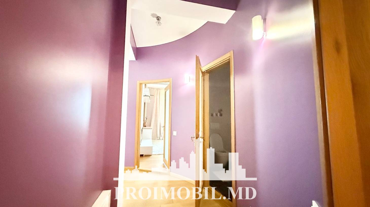 https://images.proimobil.md/6pxUH6APQSG-m9d1XadO60HGPay3oBVaOXjRvc5OOmo/watermark:0.75:so:0:30:0.39/resize:fill:1460:816:1/gravity:ce/bG9jYWw6Ly8vZXN0YXRlL2xyL2Q4NTgzZjQ1LTBjOGYtNDFmYi1iNTU4LTZmMTY5NDk0OTA1OC5qcGVn