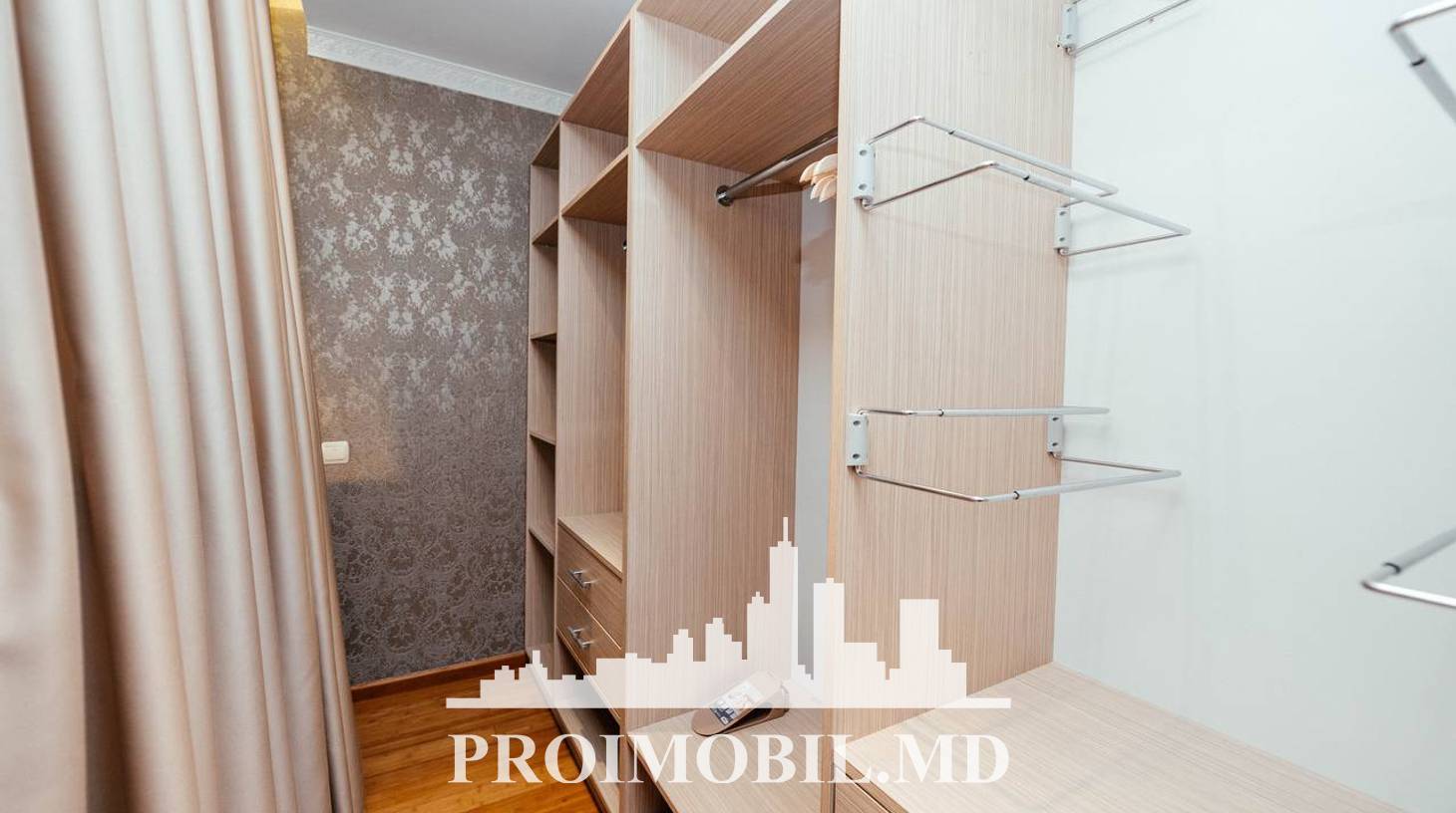 https://images.proimobil.md/6qDM-kQNDFA2lVQf62t_ygWs8zZ1nvasIAZytNyda-4/watermark:0.75:so:0:30:0.39/resize:fill:1460:816:1/gravity:ce/bG9jYWw6Ly8vZXN0YXRlL2xyL2U5YWMxNGM1LWZiMjAtNDVlOS1iNjE4LTVmNzI0NWE0MDg2OS5qcGVn