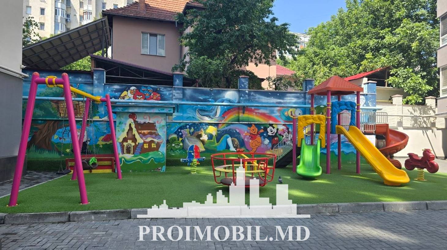 https://images.proimobil.md/6qUpe2EibUHaauWZ4Lnj-GarbtrqL055ENEcMRG0Jpw/watermark:0.75:so:0:30:0.39/resize:fill:1460:816:1/gravity:ce/bG9jYWw6Ly8vZXN0YXRlL2xyLzk5NTE1NThhLTA4YTAtNGNjMy1hOTk1LTk1NmFjNWZjZTFmMS5qcGVn