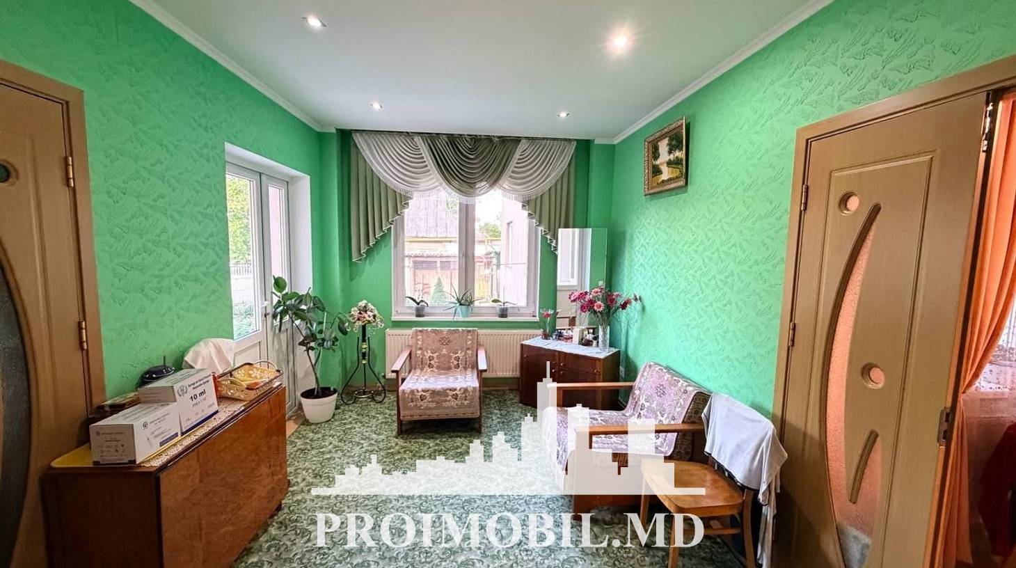 https://images.proimobil.md/6s9ze4ynxxOfNY2zqS9dqby-6OWxCDynFpKpV2HQGBg/watermark:0.75:so:0:30:0.39/resize:fill:1460:816:1/gravity:ce/bG9jYWw6Ly8vZXN0YXRlL2xyLzlkZWZiYTJmLWQyMjUtNDUzYi1iZjFhLTZhZjc5ODZjMGM5Ni5qcGVn