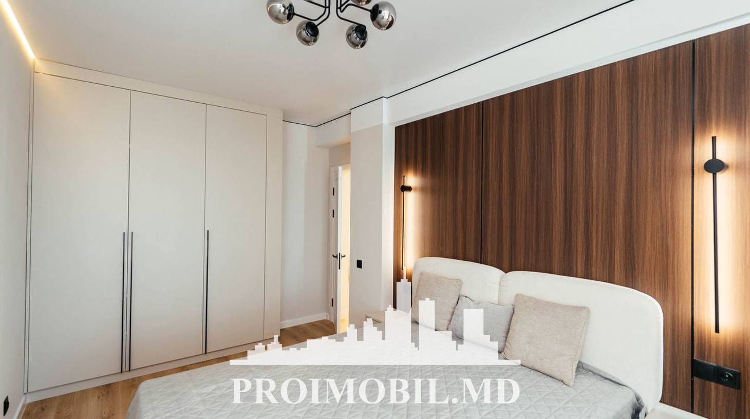 https://images.proimobil.md/73MeWN7pZokdXBR3y4VnKfCzKHtcQac7MjqXQ-KHowM/watermark:0.75:so:0:30:0.39/resize:fill:1460:816:1/gravity:ce/bG9jYWw6Ly8vZXN0YXRlL2xyL2ExNTBjNjc2LTgzNWMtNDA2Ni1iYzhmLTY0NTkxNzM3ZjkwYS5qcGVn