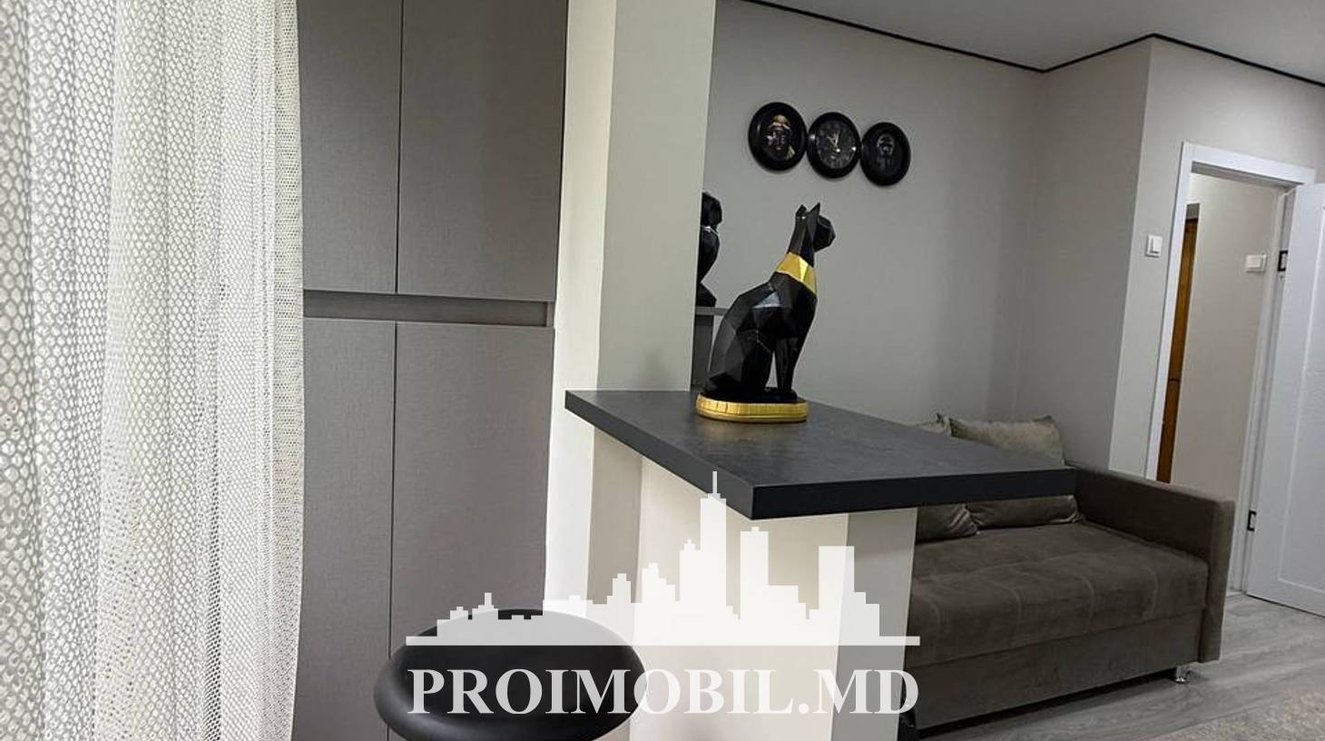 https://images.proimobil.md/74AiGNQXeZ5JnanfQSG67HcPbSVZZV9BfU7wQSMjELQ/watermark:0.75:so:0:30:0.39/resize:fill:1460:816:1/gravity:ce/bG9jYWw6Ly8vZXN0YXRlL2xyLzQ3NDEyZThlLTg3MjUtNDNmYi04YTAwLWU1NTNlNDdiM2MxMC5qcGVn