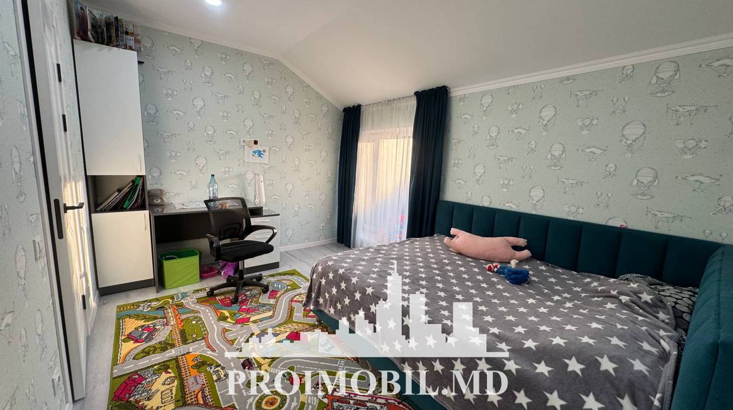 https://images.proimobil.md/75Pwct8j8uTcBGBbrMvuR8Ljr_UNi72DnxgbYQ0HYYI/watermark:0.75:so:0:30:0.39/resize:fill:1460:816:1/gravity:ce/bG9jYWw6Ly8vZXN0YXRlL2xyL2YzMGIxNDEzLTlmNmYtNGYzMS1iZWQ5LWU5NzE2NWZmMDI4NS5qcGVn