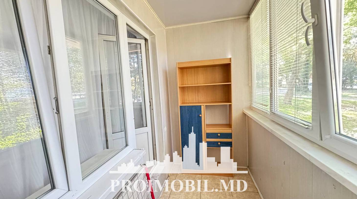 https://images.proimobil.md/780K9Yo5AMzxo3E4gwUQtpkM8f3XI0m13AQSE_W-KBE/watermark:0.75:so:0:30:0.39/resize:fill:1460:816:1/gravity:ce/bG9jYWw6Ly8vZXN0YXRlL2xyL2Q1ZDA2YTAzLWEwZDgtNGUzNC04Njc4LTM5NGJjZjZkMDQwYy5qcGVn