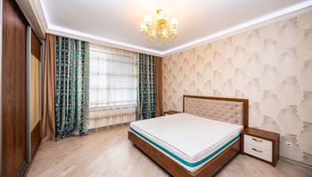 https://images.proimobil.md/785LY1CxATzzOnDJ4OBOYIXggOCNDAdvbHkQdXxnz18/resize:fill:350:198:1/gravity:ce/bG9jYWw6Ly8vZXN0YXRlL2xyL2U3YTQ1ZDc4LTZlNWEtNDFlMi05MWQ5LWNkNGM1MDA2N2I2OC5qcGVn