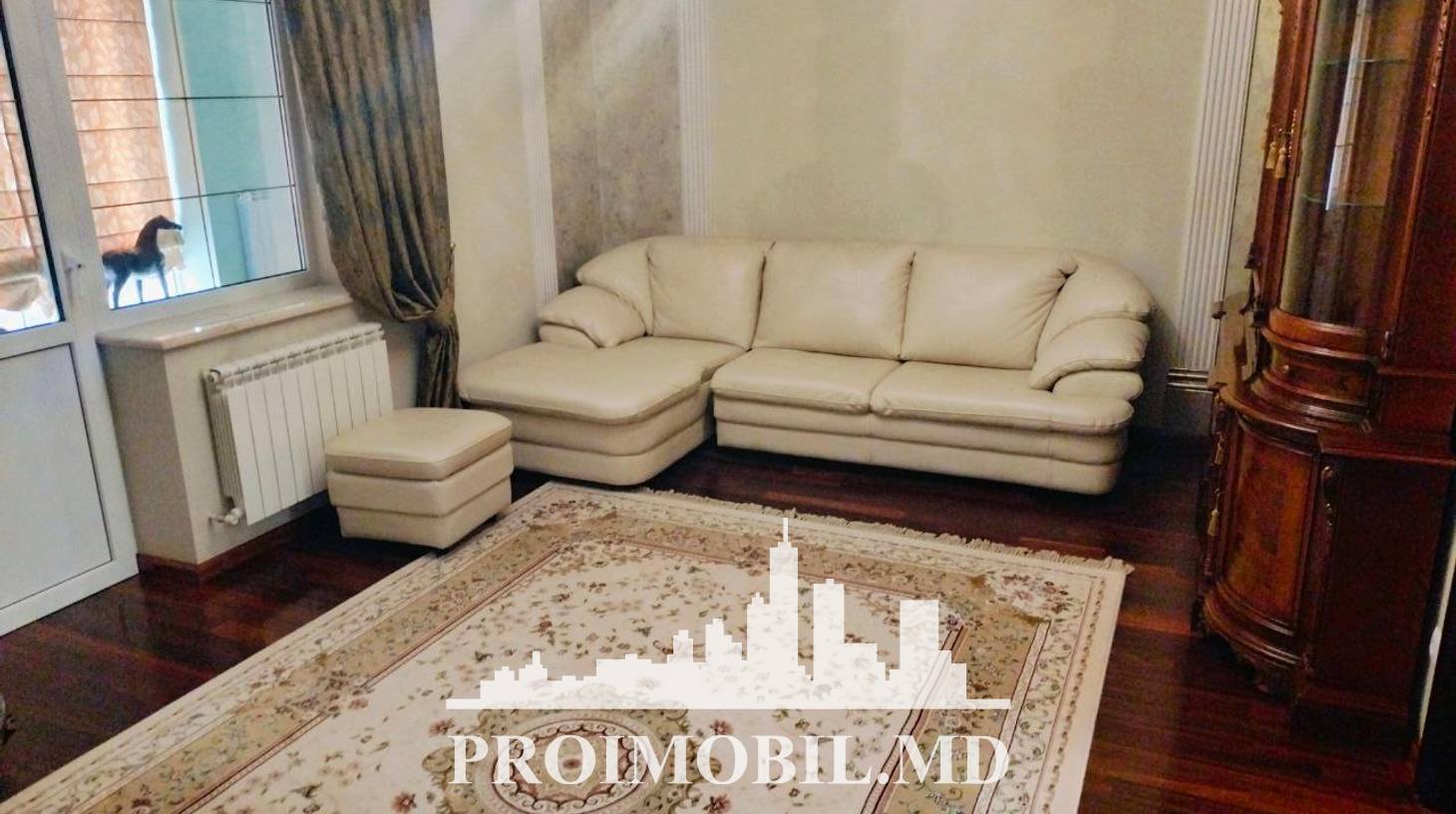 https://images.proimobil.md/79NuXkzE-ZkWzFAkAojQFKNhws9hkTZIqTDbRZaKLMg/watermark:0.75:so:0:30:0.39/resize:fill:1460:816:1/gravity:ce/bG9jYWw6Ly8vZXN0YXRlL2xyL2I3ZTJkMGFlLTA4N2MtNGFkMS04NjIwLTRjMDI5Mjc2ZDRhYi5qcGVn