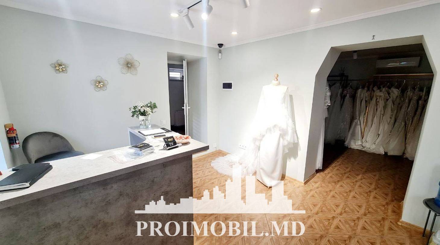 https://images.proimobil.md/7AP-pbItqrbetODe5vlOS7Ol1FkjiwJevFvQYb9-D7Q/watermark:0.75:so:0:30:0.39/resize:fill:1460:816:1/gravity:ce/bG9jYWw6Ly8vZXN0YXRlL2xyLzljNzBjYjY4LTgzOTAtNDQyZC1hYWQ1LTYxNDJlYmI4YzY3YS5qcGVn
