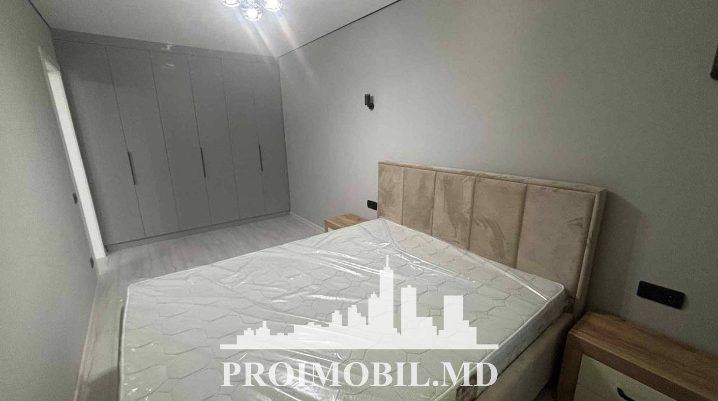 https://images.proimobil.md/7DFHSnZkc9ufvyO35RPzB1zbkzEZ_BvSNSF7Wjl8ZHs/watermark:0.75:so:0:30:0.39/resize:fill:1460:816:1/gravity:ce/bG9jYWw6Ly8vZXN0YXRlL2xyL2ZjYmM2Y2JlLWJjOWYtNGRjZi04Nzc2LTlmZjE1ZjI0ZDkzZC5qcGVn
