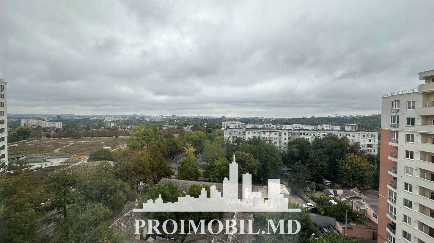 https://images.proimobil.md/7EZ7tVSu_fJD7n2KpREWkw82InMlzmnU170nYXc68Wg/watermark:0.75:so:0:30:0.39/resize:fill:1460:816:1/gravity:ce/bG9jYWw6Ly8vZXN0YXRlL2xyLzM2N2Y5OGYzLTZmMzUtNDVmOC04N2U3LTAwNDI1MWExYzBhOC5qcGVn