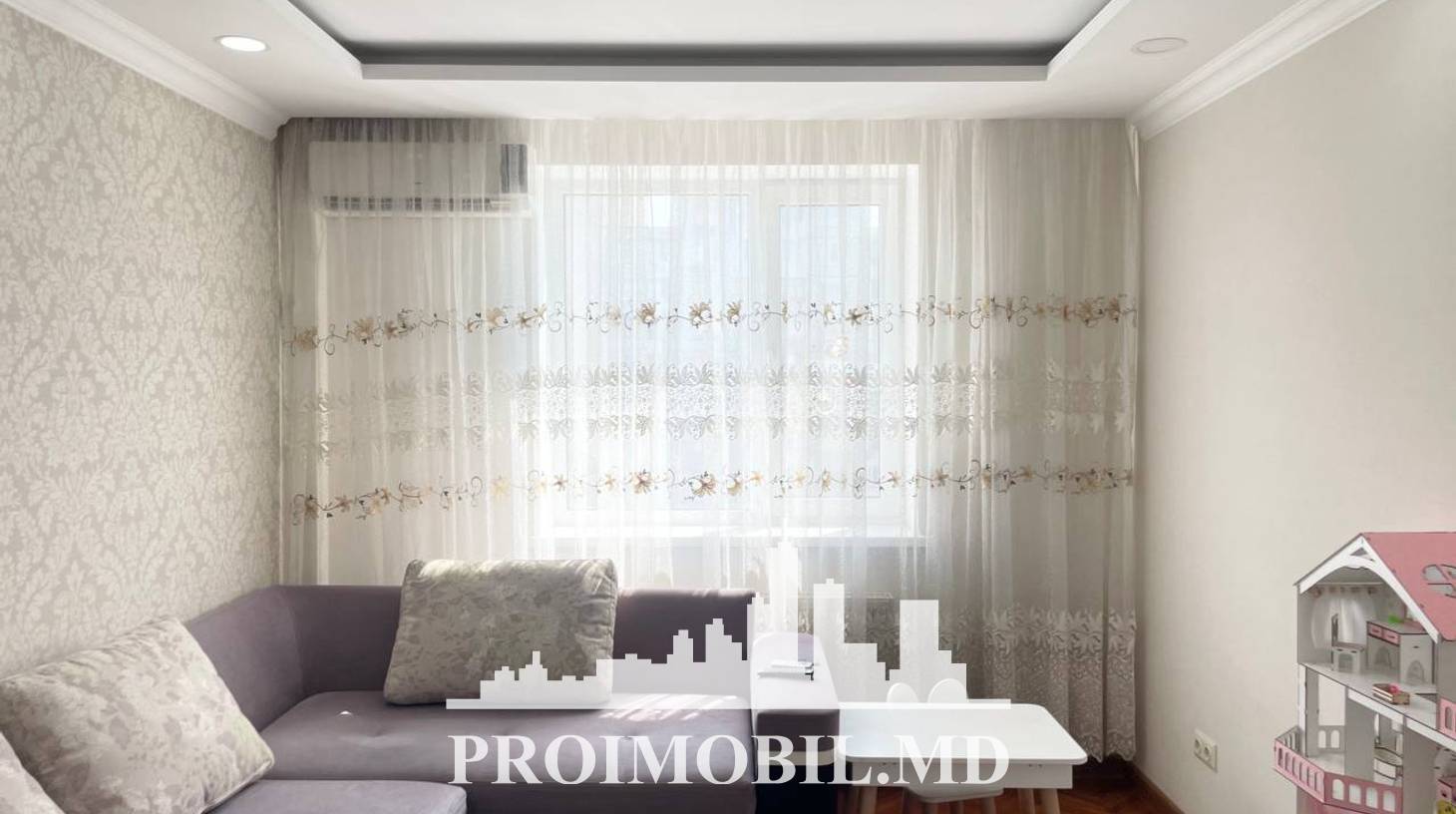 https://images.proimobil.md/7F1trJaqc99g_1URkqtjb0RbWQUS9FuE9RKRf8J0Vao/watermark:0.75:so:0:30:0.39/resize:fill:1460:816:1/gravity:ce/bG9jYWw6Ly8vZXN0YXRlL2xyL2IwM2ZlZGRmLTVhOTUtNDg1Zi1iNzNiLTIyOWIwMmY4YmE5Ny5qcGVn