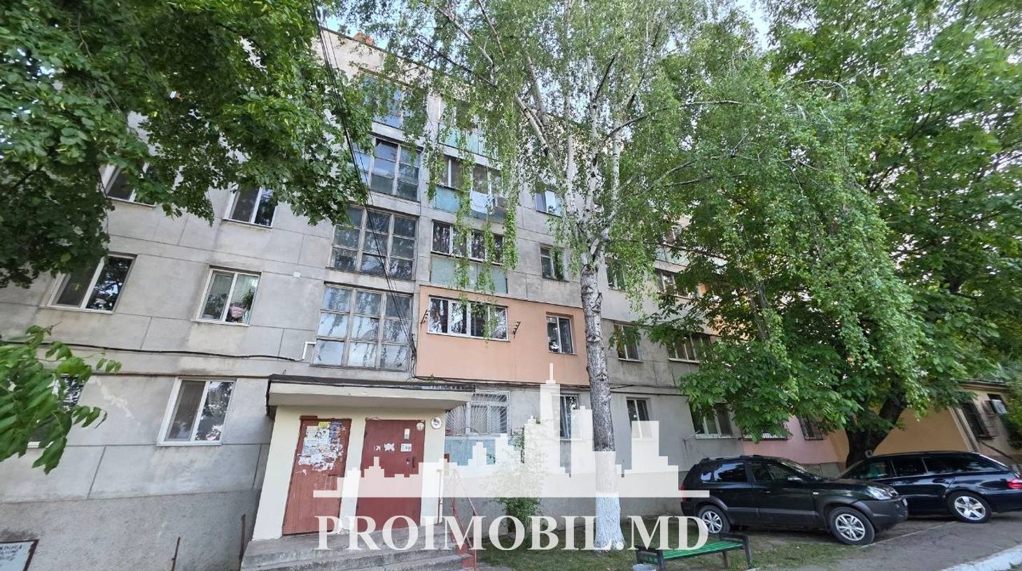 https://images.proimobil.md/7G4vwOoN2fl2kPV8j_7F9cu8M0TQQh9gzSs2-ATQXjo/watermark:0.75:so:0:30:0.39/resize:fill:1460:816:1/gravity:ce/bG9jYWw6Ly8vZXN0YXRlL2xyL2QwYzZkYmQxLTdkZWUtNGRjZS05NzkxLTVhOTE2N2IwYjM3YS5qcGVn