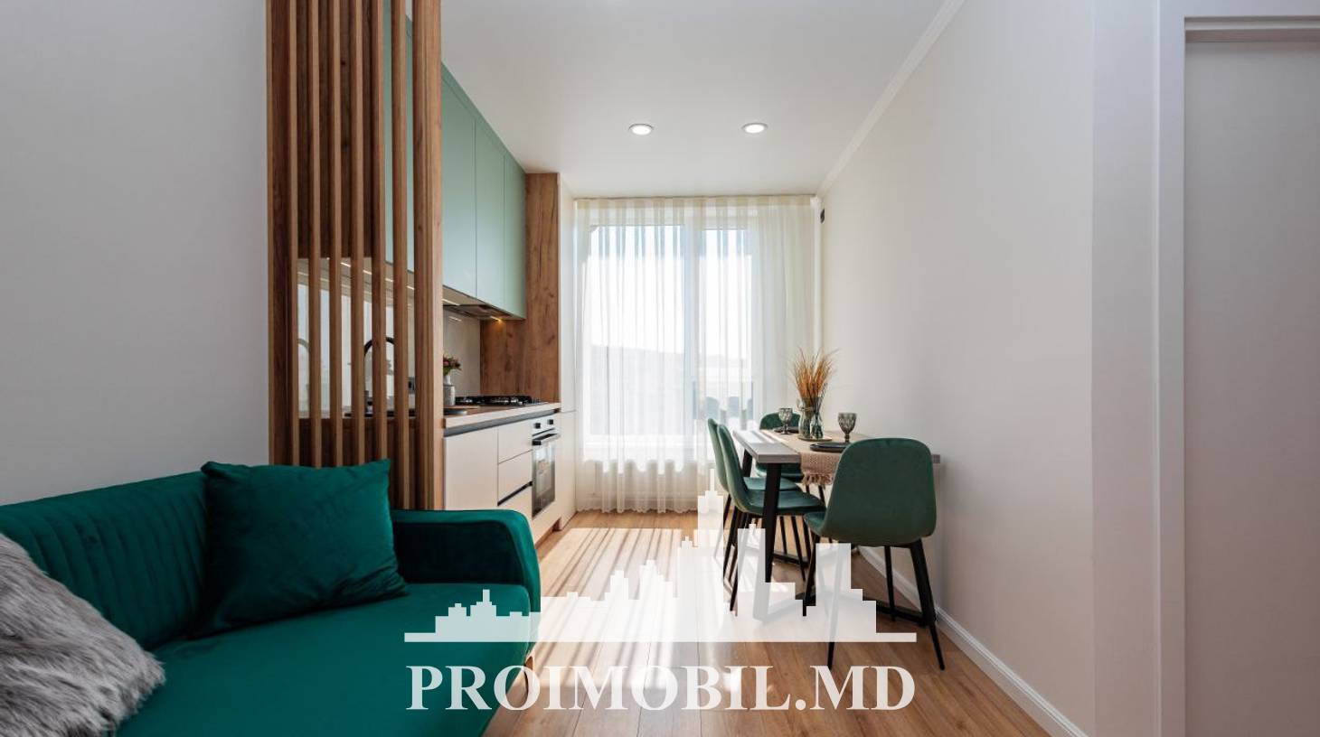 https://images.proimobil.md/7Hwfq8ryVrtDwxTuUM5s7ev37l2LfyJz_uzjUGdNMlk/watermark:0.75:so:0:30:0.39/resize:fill:1460:816:1/gravity:ce/bG9jYWw6Ly8vZXN0YXRlL2xyL2M0ZWI2ZDFkLTQxODUtNDVmMC05NTgwLWVjYzg1ZmFjMDk5Zi5qcGVn