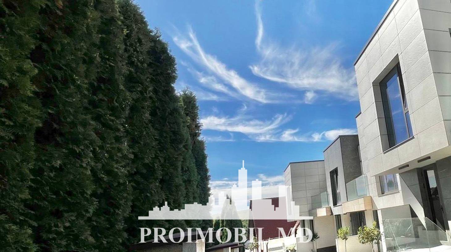 https://images.proimobil.md/7LjwoDQr3RlvE_QbtRfHWhRFN4aTYsU3nIMZkdj64zY/watermark:0.75:so:0:30:0.39/resize:fill:1460:816:1/gravity:ce/bG9jYWw6Ly8vZXN0YXRlL2xyL2YzNmQzNTRlLTM4ODgtNDg5My04MTEyLTliMjdjMjA0MTFhZS5qcGVn