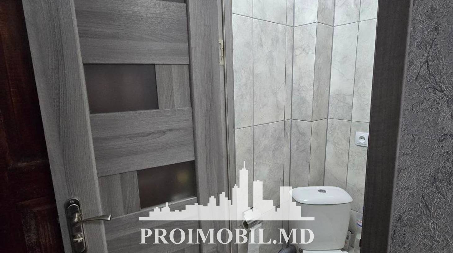 https://images.proimobil.md/7NNBP4sa4zoge7Cc5OCwy2SV1LcHovVt6bXLZJqeCt0/watermark:0.75:so:0:30:0.39/resize:fill:1460:816:1/gravity:ce/bG9jYWw6Ly8vZXN0YXRlL2xyLzEzNDg0ZmE0LTZlZjMtNDY0OS05MzY2LTM3NmFlZTQwMjUzNy5qcGVn