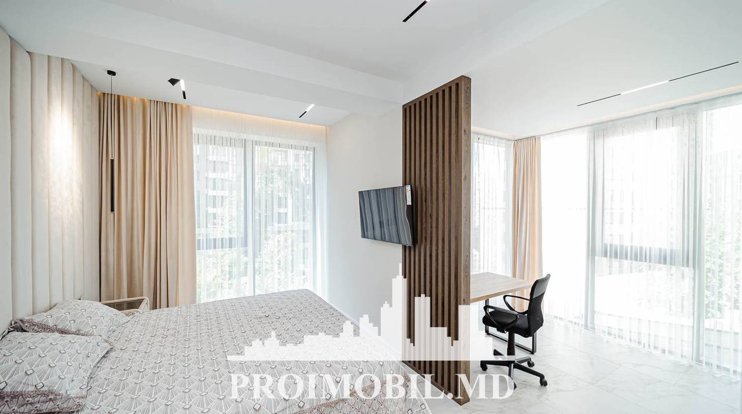 https://images.proimobil.md/7PB48c8AeIQY15rYMCXkVaURHU7k1hauQsvbcp4_aFI/watermark:0.75:so:0:30:0.39/resize:fill:1460:816:1/gravity:ce/bG9jYWw6Ly8vZXN0YXRlL2xyL2FmNzFmYjBiLWIwZTEtNGExYS04NzRjLTc2MDlhMmQyMmQ2Yy5qcGVn
