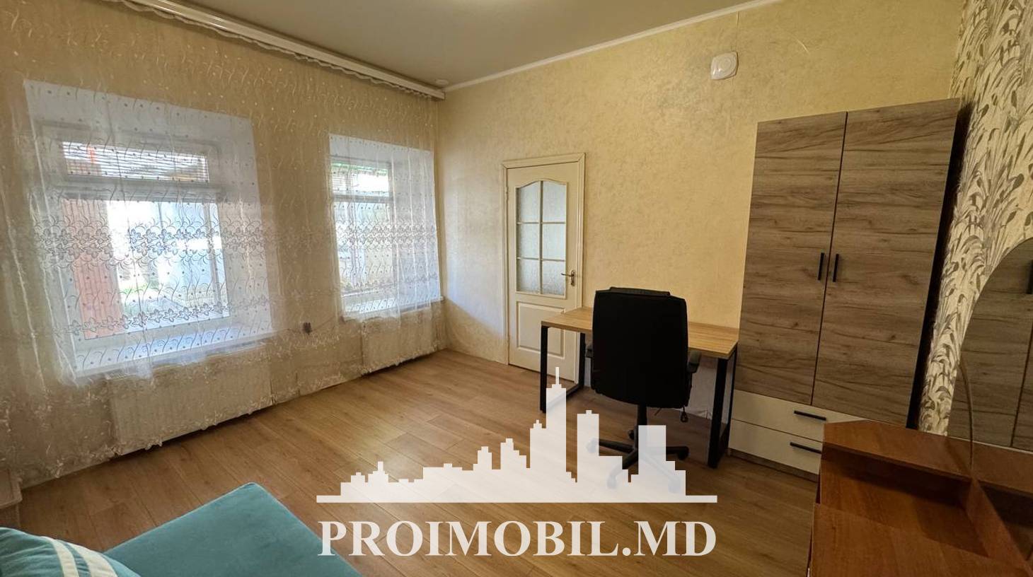 https://images.proimobil.md/7VbWWJYPEbN0_iWjz8zS1sPxM3u_EQU-8tTzXXo3Nqs/watermark:0.75:so:0:30:0.39/resize:fill:1460:816:1/gravity:ce/bG9jYWw6Ly8vZXN0YXRlL2xyLzg4ZWI0ODI1LWU4YmItNDE2Yy04NDFiLWQyNTYxZTZjNGI4MS5qcGVn