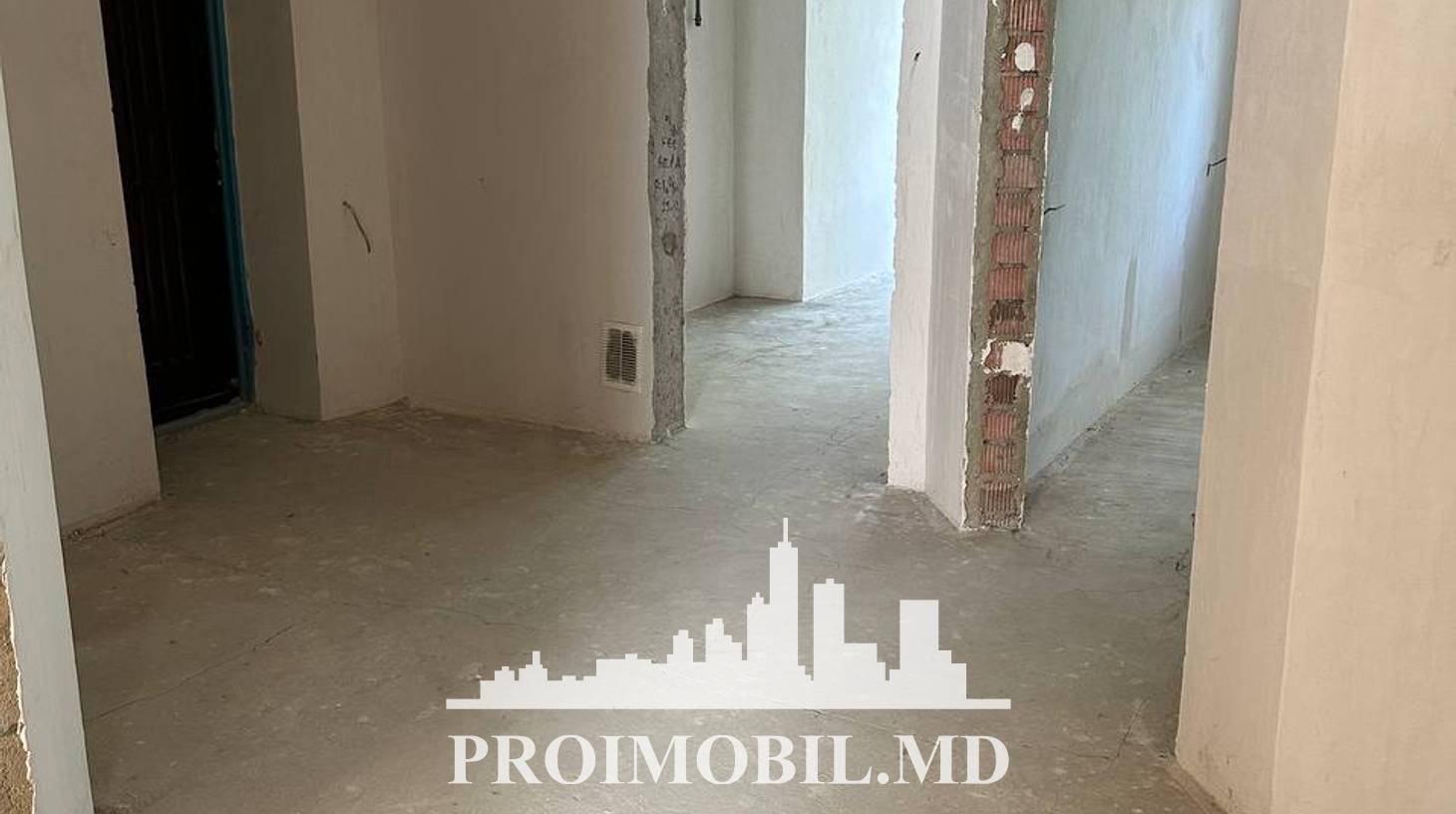 https://images.proimobil.md/7VjY4-nvWc4hSqMQZyVpi695pRJ1mYt4ZvN9m3LWjiQ/watermark:0.75:so:0:30:0.39/resize:fill:1460:816:1/gravity:ce/bG9jYWw6Ly8vZXN0YXRlL2xyLzUxYWZmMzJmLTUxNjUtNGU0Ni04YTYzLTJlM2I3MzliYmNjNi5qcGVn