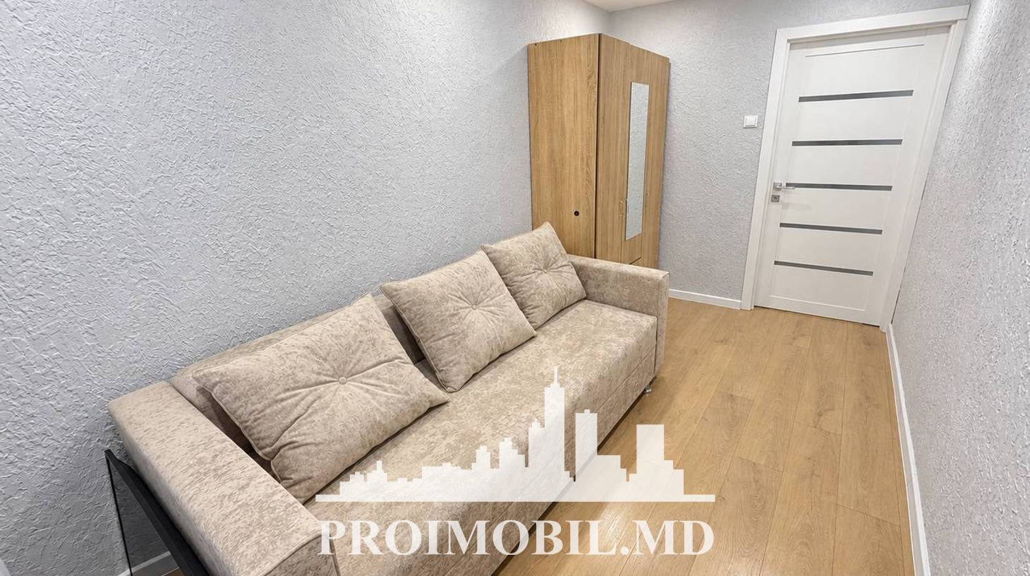 https://images.proimobil.md/7_n5j4Pl6GQQo6Y0y6ffvIebIaXzff9xXvxjFt9E0dQ/watermark:0.75:so:0:30:0.39/resize:fill:1460:816:1/gravity:ce/bG9jYWw6Ly8vZXN0YXRlL2xyL2Q2MWQ3MDQxLWIwMWItNDc0NC04MWRlLTU1M2RmNTliNmUyZC5qcGVn