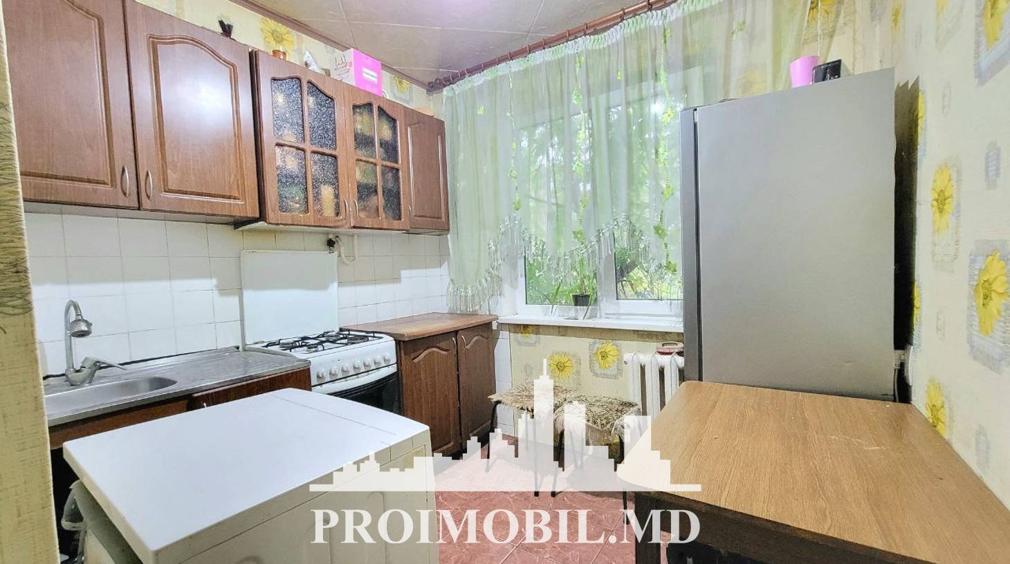 https://images.proimobil.md/7aWkKWruTXc69CduBX9wlvrEbu-XjlqA0QQgMi15p7o/watermark:0.75:so:0:30:0.39/resize:fill:1460:816:1/gravity:ce/bG9jYWw6Ly8vZXN0YXRlL2xyL2ZjMWY2MWE2LWYyN2MtNDcyNS1hNDI1LWUzODFiYTY0YzI1Yi5qcGVn