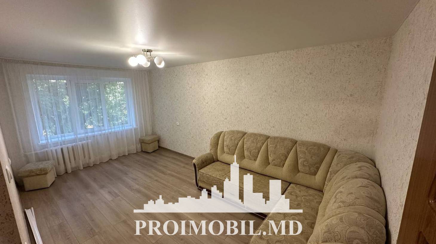https://images.proimobil.md/7c_atYtRmulLt7aqWnXg6kt047-bbFk2H0Ndy6yEin8/watermark:0.75:so:0:30:0.39/resize:fill:1460:816:1/gravity:ce/bG9jYWw6Ly8vZXN0YXRlL2xyL2U1ZjZmODA5LTUyZjYtNGRlYS1hMTI5LWVhMTI2OGFlODYyNC5qcGVn