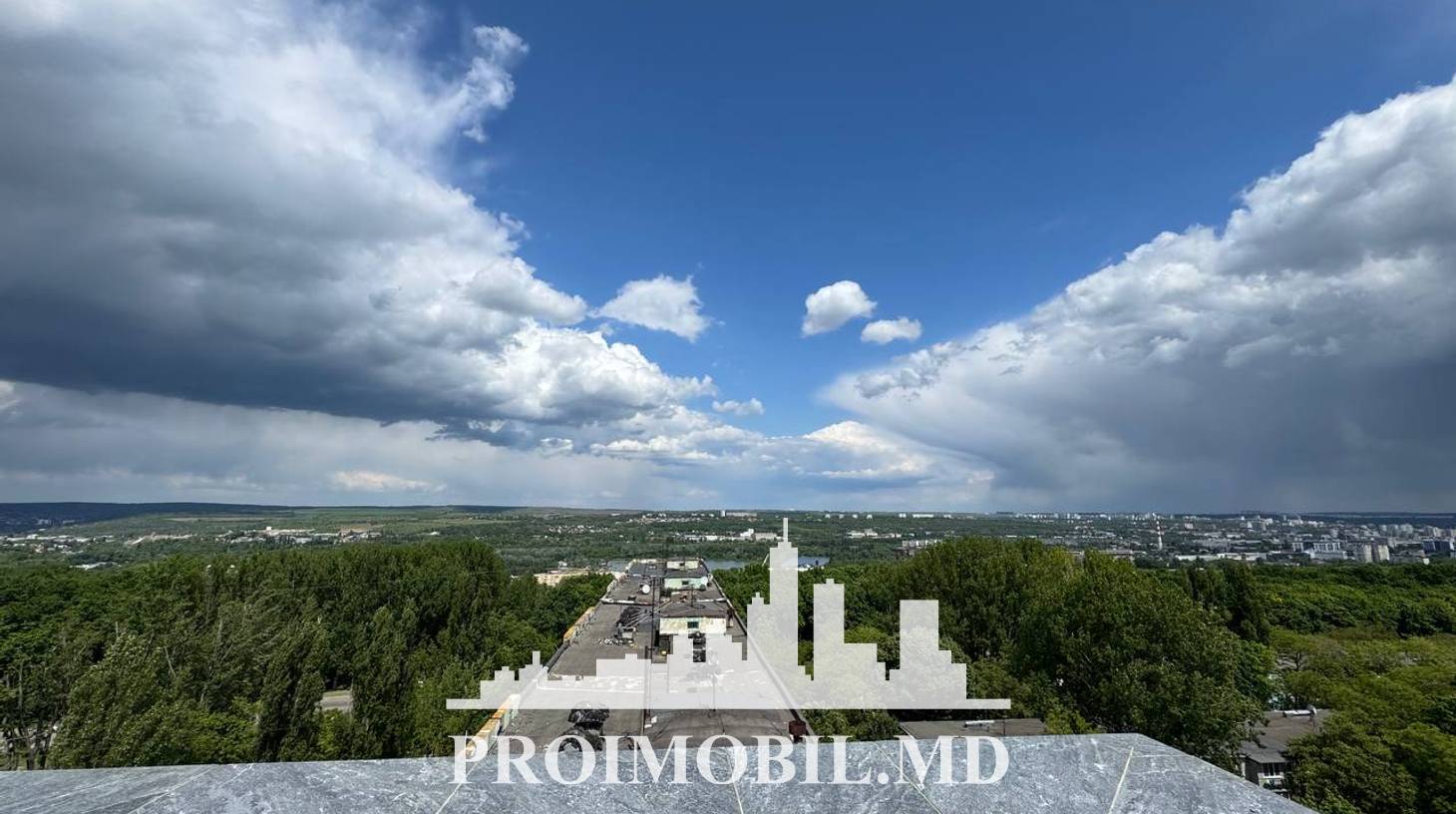 https://images.proimobil.md/7e4ONhF3Atye4U95ys5FG6ylEAk4hEKKI3OsXioBFio/watermark:0.75:so:0:30:0.39/resize:fill:1460:816:1/gravity:ce/bG9jYWw6Ly8vZXN0YXRlL2xyL2NkZGM3ZWQ5LWEzNmEtNDlhMC04MDcxLTZmODhmNDQ3MGNmYS5qcGVn