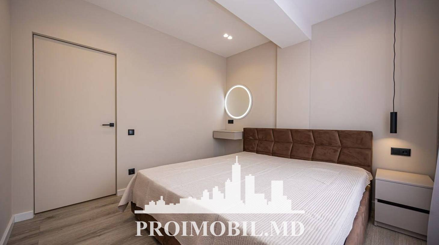 https://images.proimobil.md/7fTtsi3aQiVM28-q1V9I3CyR6a9n9a_9UFD1Jxd_UK8/watermark:0.75:so:0:30:0.39/resize:fill:1460:816:1/gravity:ce/bG9jYWw6Ly8vZXN0YXRlL2xyLzcwNGMzZDk1LWYzZjktNGY3MC05MDYzLTY1MmZmMmRiNTk1YS5qcGVn