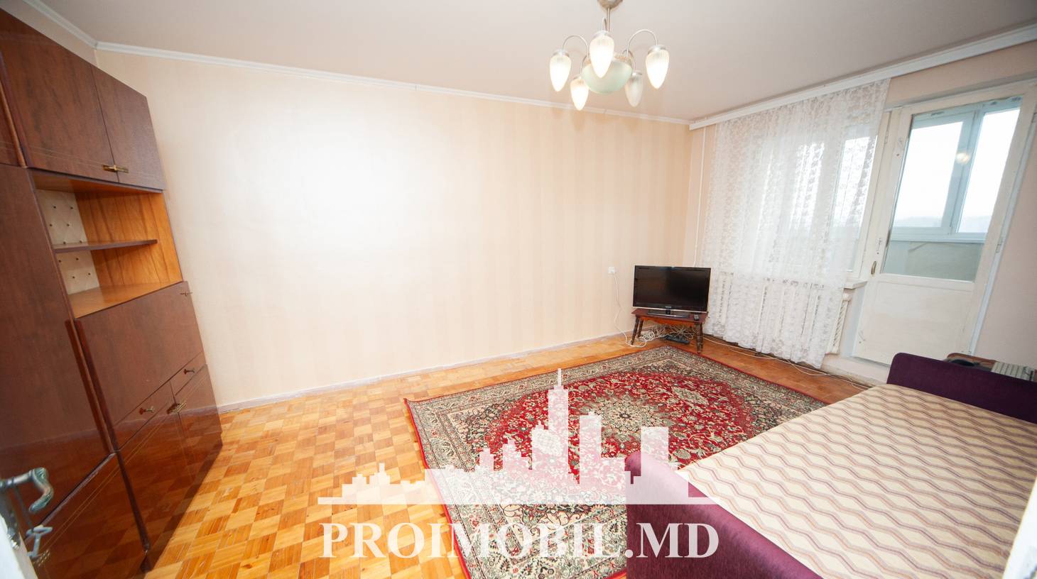 https://images.proimobil.md/7hxIgevghs_0x6-hCaMJ0DBtTkiYfe-99MHRbKTctps/watermark:0.75:so:0:30:0.39/resize:fill:1460:816:1/gravity:ce/bG9jYWw6Ly8vZXN0YXRlL2xyL2I3YmZkMjY2LTJhN2UtNDNiMy04ZjI4LTIzY2RlYjc3MWYxNS5qcGVn