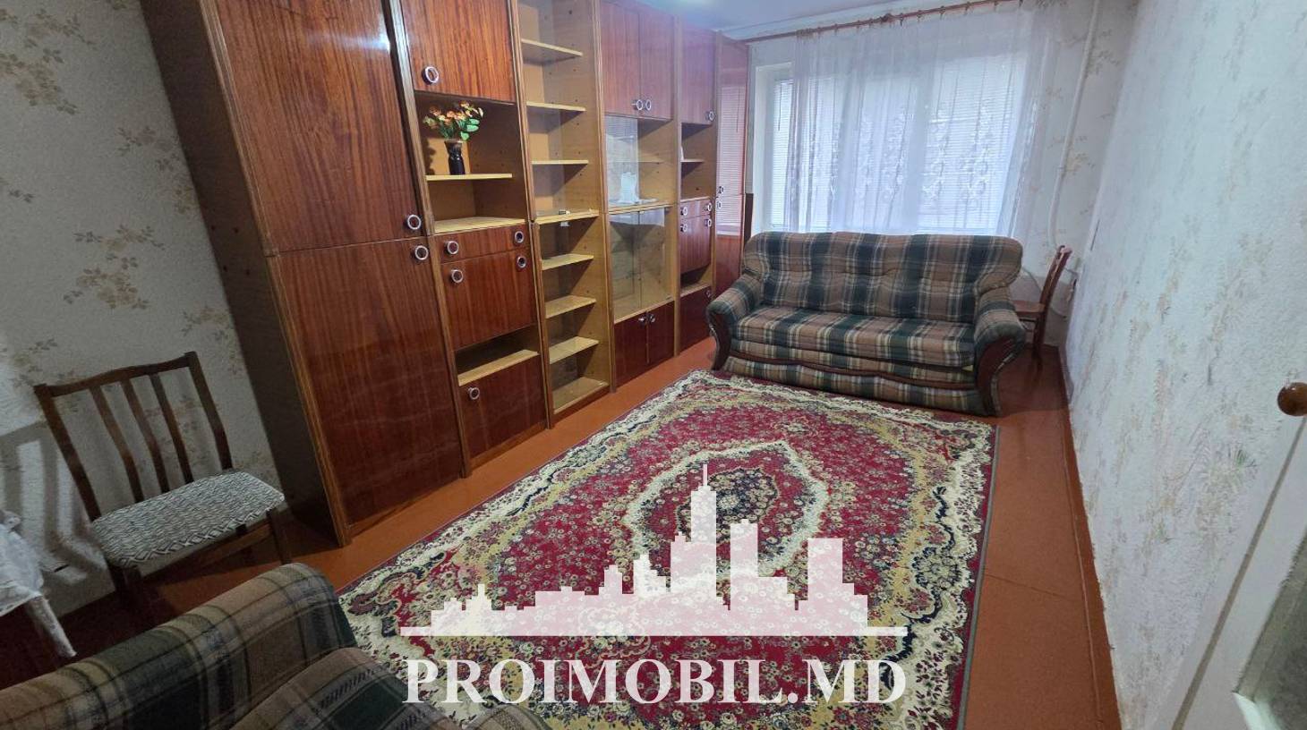 https://images.proimobil.md/7jxLjWRp5E6UdD1fjllk7l_Ps_cRtMNPplUY4NpBuqY/watermark:0.75:so:0:30:0.39/resize:fill:1460:816:1/gravity:ce/bG9jYWw6Ly8vZXN0YXRlL2xyL2E4OGY4NmM1LWJkNTYtNDdhMS1hNjE4LWNjODQ3ZTRjYjJkYS5qcGVn