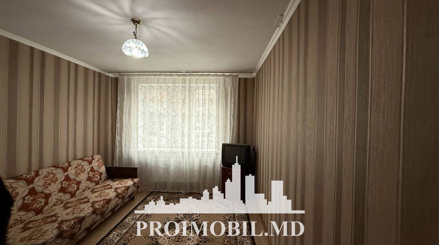 https://images.proimobil.md/7l25C1EdMdgM2FUATBiuntOHKkrLiSzXQpmcltPeiAc/watermark:0.75:so:0:30:0.39/resize:fill:1460:816:1/gravity:ce/bG9jYWw6Ly8vZXN0YXRlL2xyLzJiZGQ5YzdjLTZiNjctNDg3MC05ZjRlLTc5ZTYyMzgyY2MwZS5qcGVn