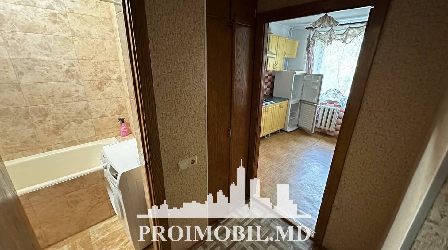 https://images.proimobil.md/7lEz3Jy47VRPl4ADIE-Cj7hOc8bRFFaJtGVn6CqUhHY/watermark:0.75:so:0:30:0.39/resize:fill:1460:816:1/gravity:ce/bG9jYWw6Ly8vZXN0YXRlL2xyL2UxN2YwZDc5LWYxZDItNGNkZi1iYzQ5LWMzMjNiZmU2OTYzZC5qcGVn