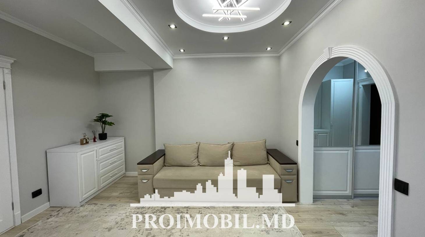 https://images.proimobil.md/7lZE_6G0bsUu8HVOYSTXmucXHvKUUs_nOhkHOXAokNk/watermark:0.75:so:0:30:0.39/resize:fill:1460:816:1/gravity:ce/bG9jYWw6Ly8vZXN0YXRlL2xyLzJkMmE4YWEwLWMyNWYtNDhjNC05ZWM1LTUwOTY5MTMyZjgxNy5qcGVn