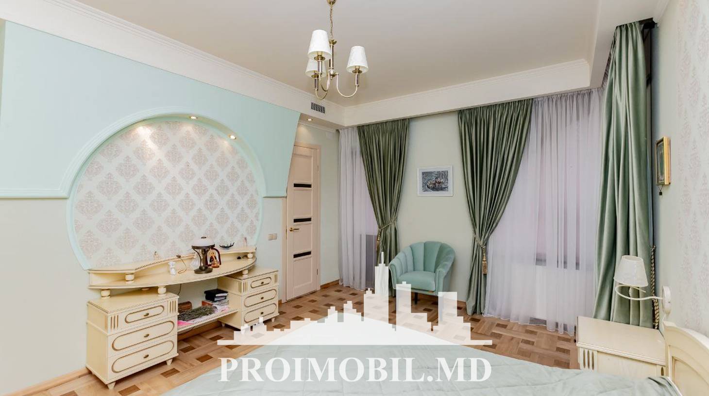 https://images.proimobil.md/7oPT3-63t5UeoPHE1swCKMTLa1PvO2qswJf5mLgEynA/watermark:0.75:so:0:30:0.39/resize:fill:1460:816:1/gravity:ce/bG9jYWw6Ly8vZXN0YXRlL2xyLzBjOWFhY2UwLTYyMTEtNGM2Yi05MDU4LTAyMjhhNTY0YWE5ZC5qcGVn