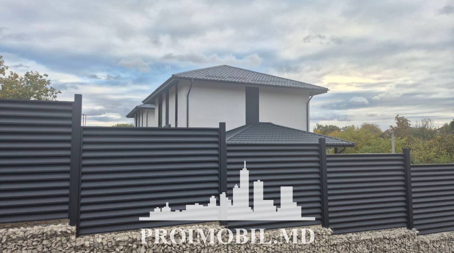 https://images.proimobil.md/7pMwPOBei4XvxA9yNsUsKkZ3_TICqHokutf9aNRiX_g/watermark:0.75:so:0:30:0.39/resize:fill:1460:816:1/gravity:ce/bG9jYWw6Ly8vZXN0YXRlL2xyL2YzMWUwZTkwLTliNmMtNDY5Mi1iMGYyLWVhZTkyNzdjMGNiMy5qcGVn
