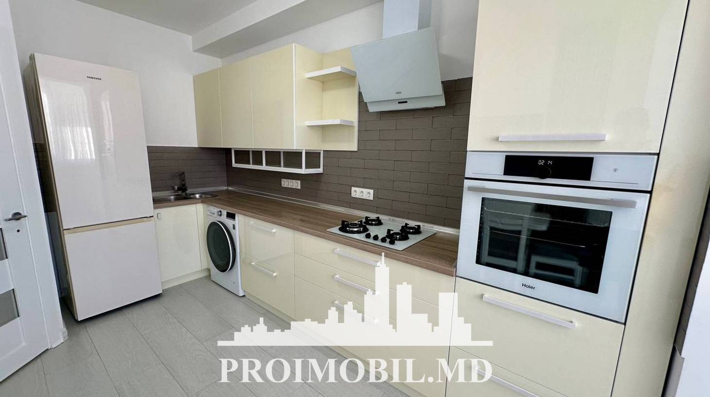 https://images.proimobil.md/7pm4EXcI36cs772sXMdWd7Sw5u8P7B71uJO4XSEKoLU/watermark:0.75:so:0:30:0.39/resize:fill:1460:816:1/gravity:ce/bG9jYWw6Ly8vZXN0YXRlL2xyLzU2YjFlNTJkLWUwZDctNDJmYS04YTNjLWUzNmE3MmY0NTMxZS5qcGVn