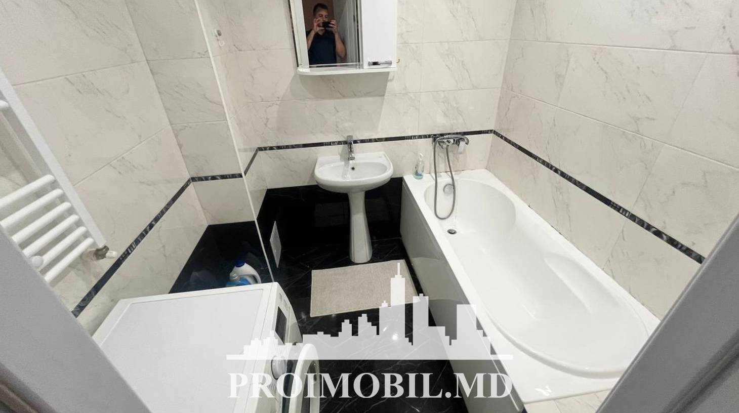 https://images.proimobil.md/7r0tJIdiNEKKCy4U7VqyJm22ac9Gs8rVO12_zfTMIPc/watermark:0.75:so:0:30:0.39/resize:fill:1460:816:1/gravity:ce/bG9jYWw6Ly8vZXN0YXRlL2xyL2E1MzVjYTdlLTNmMGMtNDhmOC04NDRlLWE3NWFlNzYxZTViMS5qcGVn