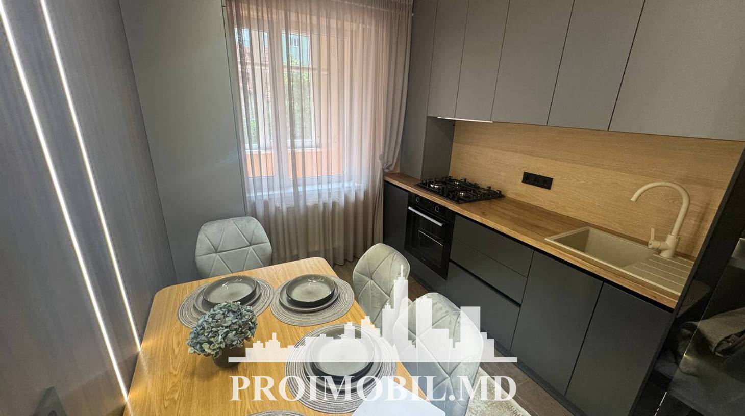 https://images.proimobil.md/7r7Z8u6-jpjnpzeNU9ZjD3vUioQNVRg2Y14pRoGQuCo/watermark:0.75:so:0:30:0.39/resize:fill:1460:816:1/gravity:ce/bG9jYWw6Ly8vZXN0YXRlL2xyLzJlOTUwMWJjLTk1OTAtNDc2MS1hNTBlLWJjYzEwZjYxYmY5NS5qcGVn