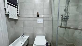 https://images.proimobil.md/7rzivDA56Lu01lbAQw3sd_SDIefkJag8SY0HgWFFRmc/resize:fill:350:198:1/gravity:ce/bG9jYWw6Ly8vZXN0YXRlL2xyL2Q3NzlhNDlkLWQwMjItNGQyZi1iNjRiLTJjYzMwMTNmYzgzNy5qcGVn