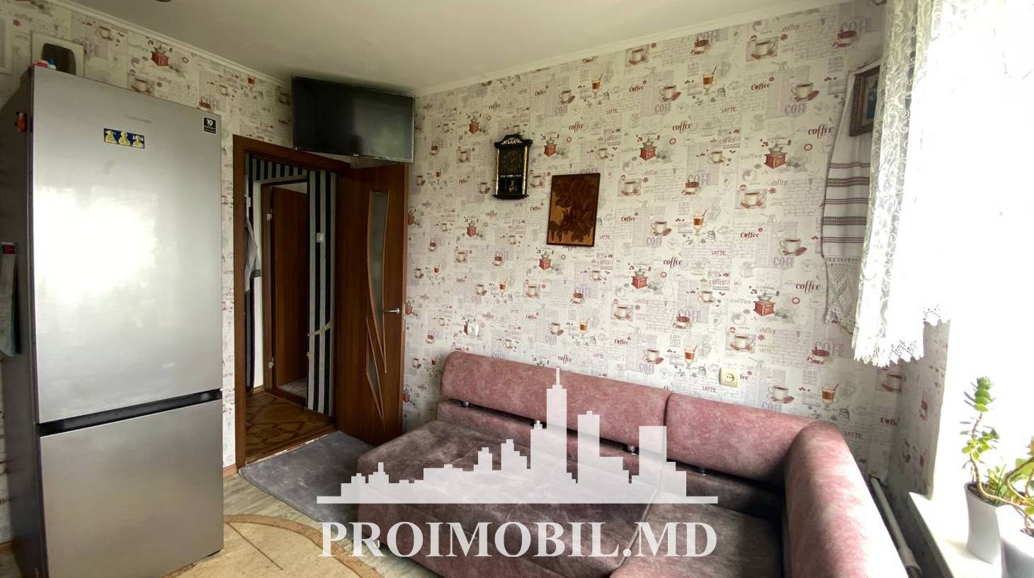 https://images.proimobil.md/7tPBwZE1B9RS3Q1PfYCU5N9111nGjovZ7ryFE8kVsYU/watermark:0.75:so:0:30:0.39/resize:fill:1460:816:1/gravity:ce/bG9jYWw6Ly8vZXN0YXRlL2xyLzNjNzI5Njg3LWM4ZmUtNDdkOC05MDJlLWIwYWE4ZTRhNTc1My5qcGVn