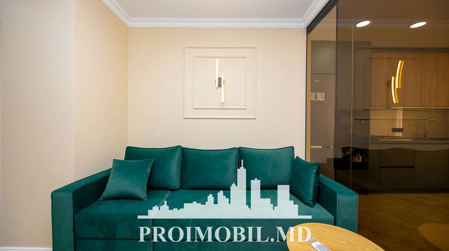 https://images.proimobil.md/85DrqgHwpzWcE6g0Vym2Q4aFztlRf-I9uM9_-ib9sIU/watermark:0.75:so:0:30:0.39/resize:fill:1460:816:1/gravity:ce/bG9jYWw6Ly8vZXN0YXRlL2xyLzAyZjhhMzZhLWQ5NmQtNGQwZC1hZGJkLTAzM2VhZThhZGQ3ZC5qcGVn