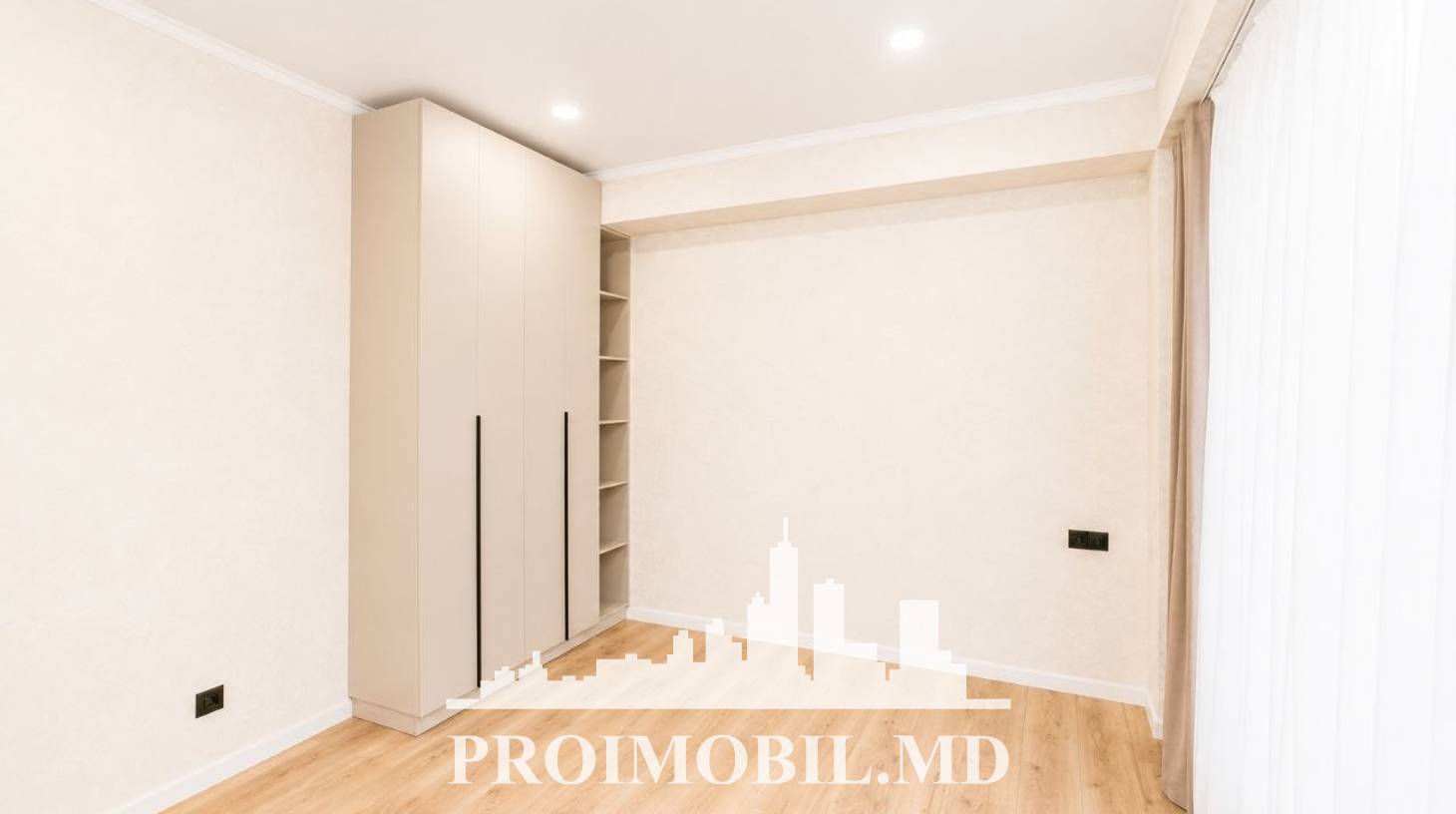 https://images.proimobil.md/85h93Cudr4lOm0J9ioSTBVPsv4yYSUbI54YRr5mGFZs/watermark:0.75:so:0:30:0.39/resize:fill:1460:816:1/gravity:ce/bG9jYWw6Ly8vZXN0YXRlL2xyLzYzMDA0MzZkLWMyNWItNDJjMy1iMzJkLTQ4ZjM2MzI3MTZhZS5qcGVn